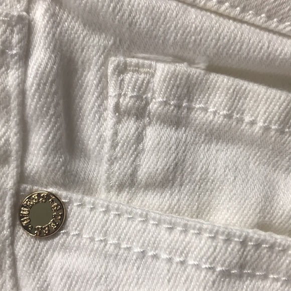 White Guess Jeans - Picture 4 of 4